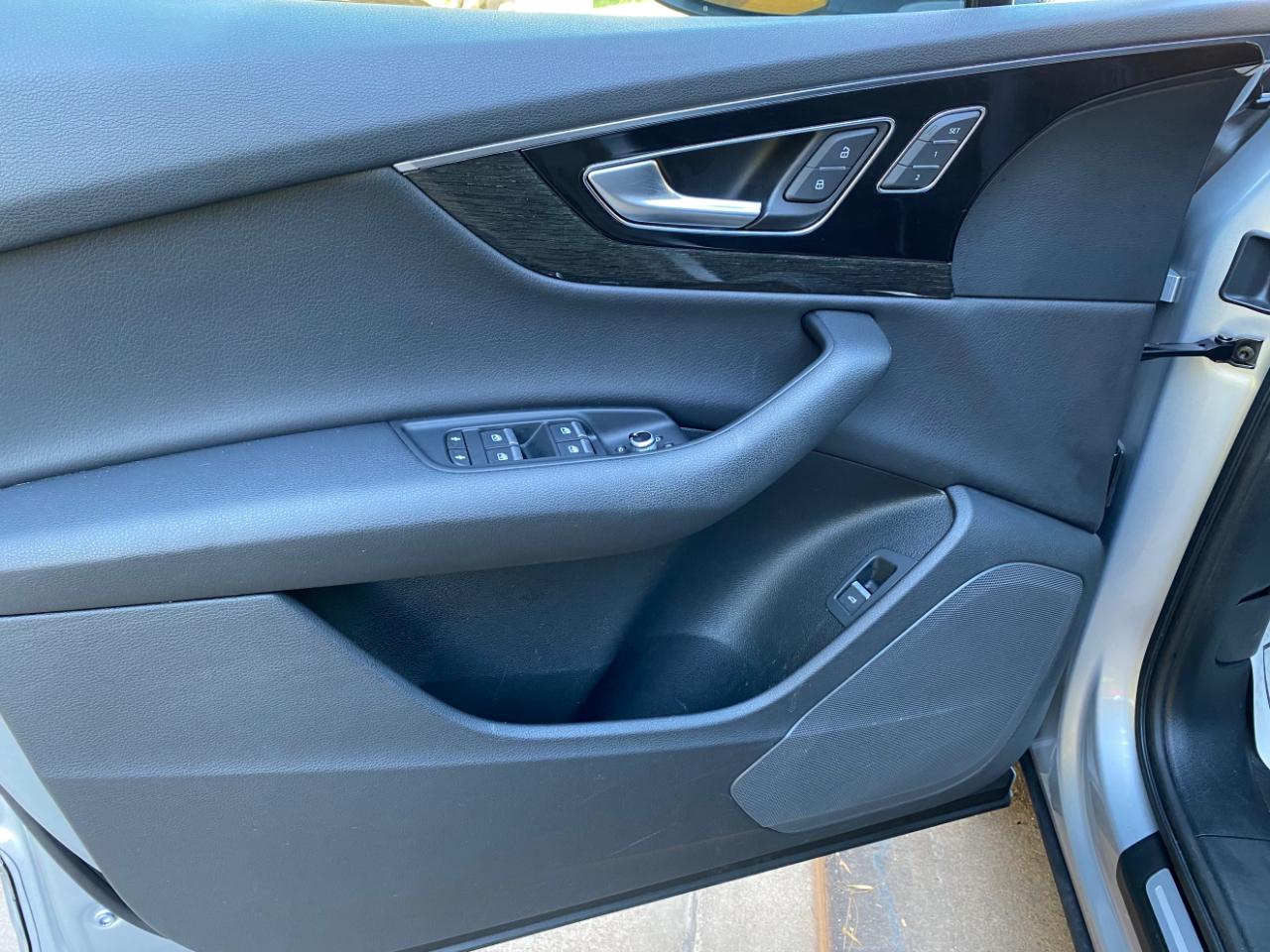 Audi Q7 Premium 55 TFSI quattro 2019