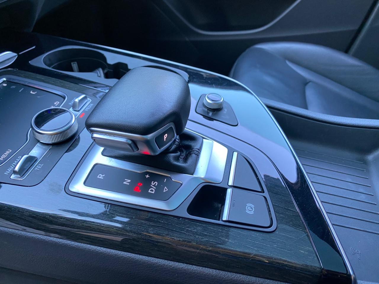 Audi Q7 Premium 55 TFSI quattro 2019