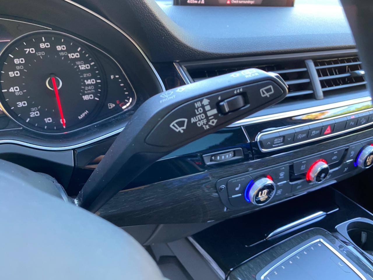 Audi Q7 Premium 55 TFSI quattro 2019