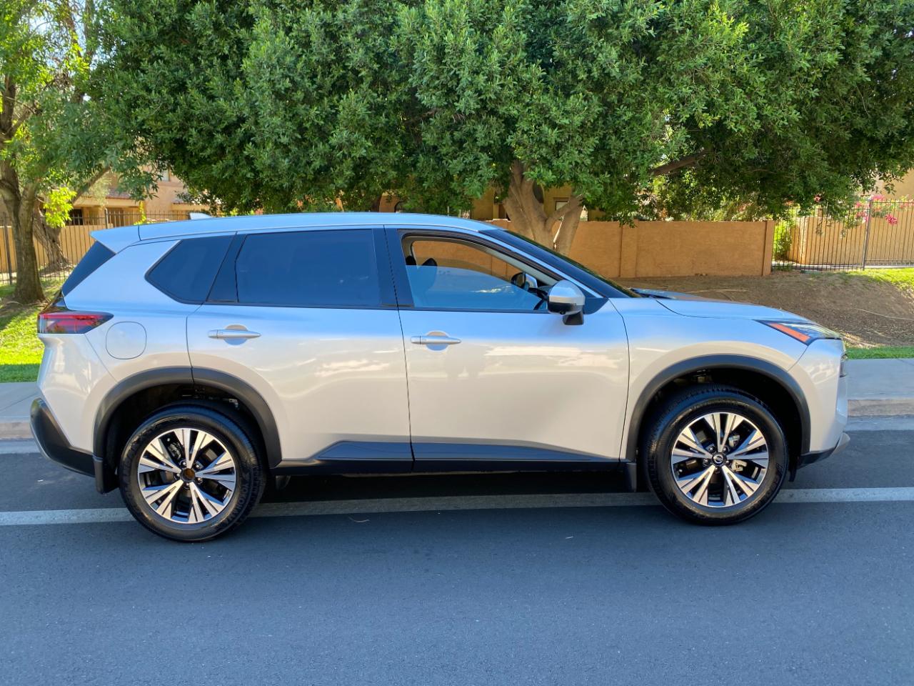 Nissan Rogue FWD SV 2021
