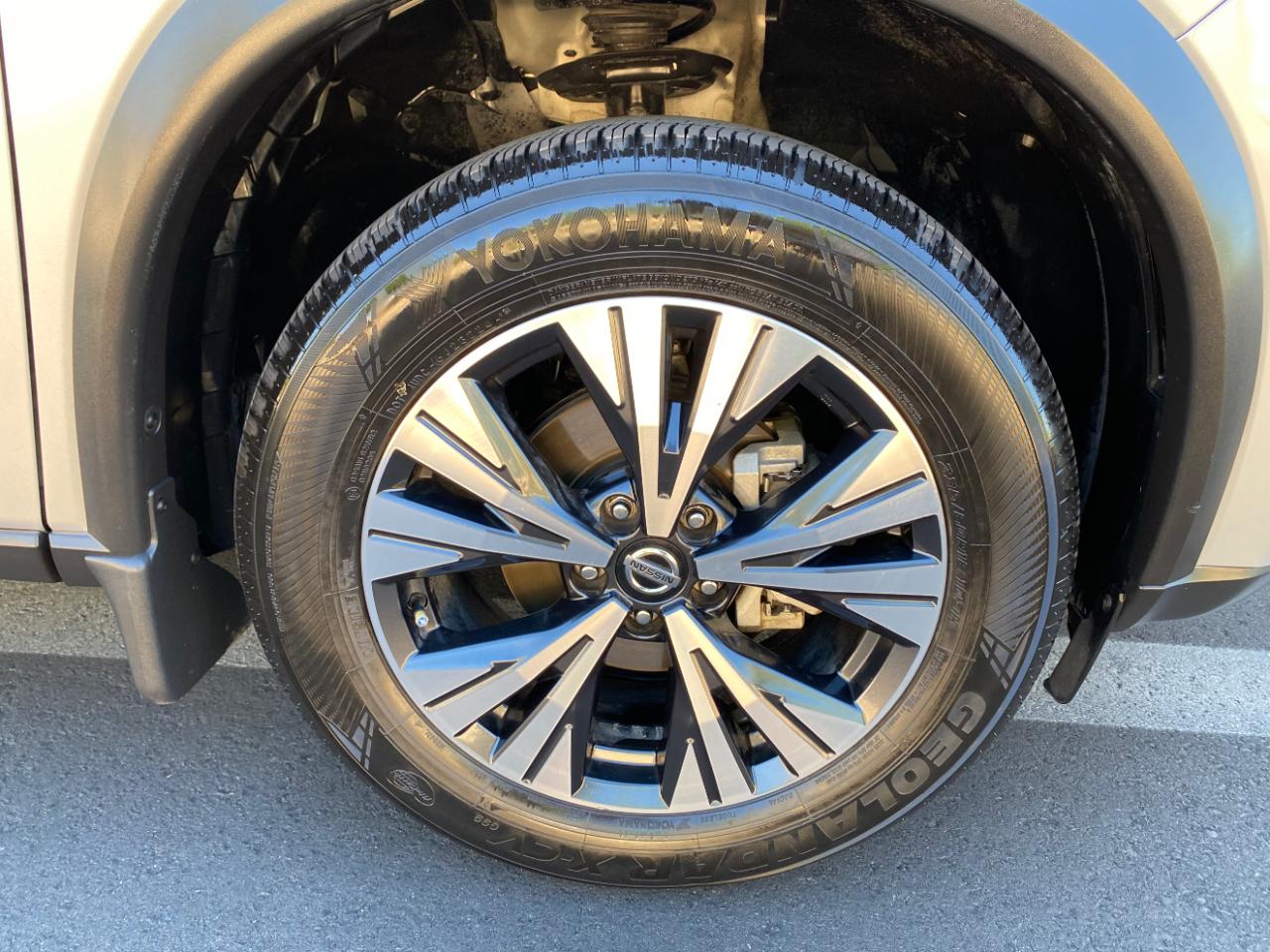 Nissan Rogue FWD SV 2021