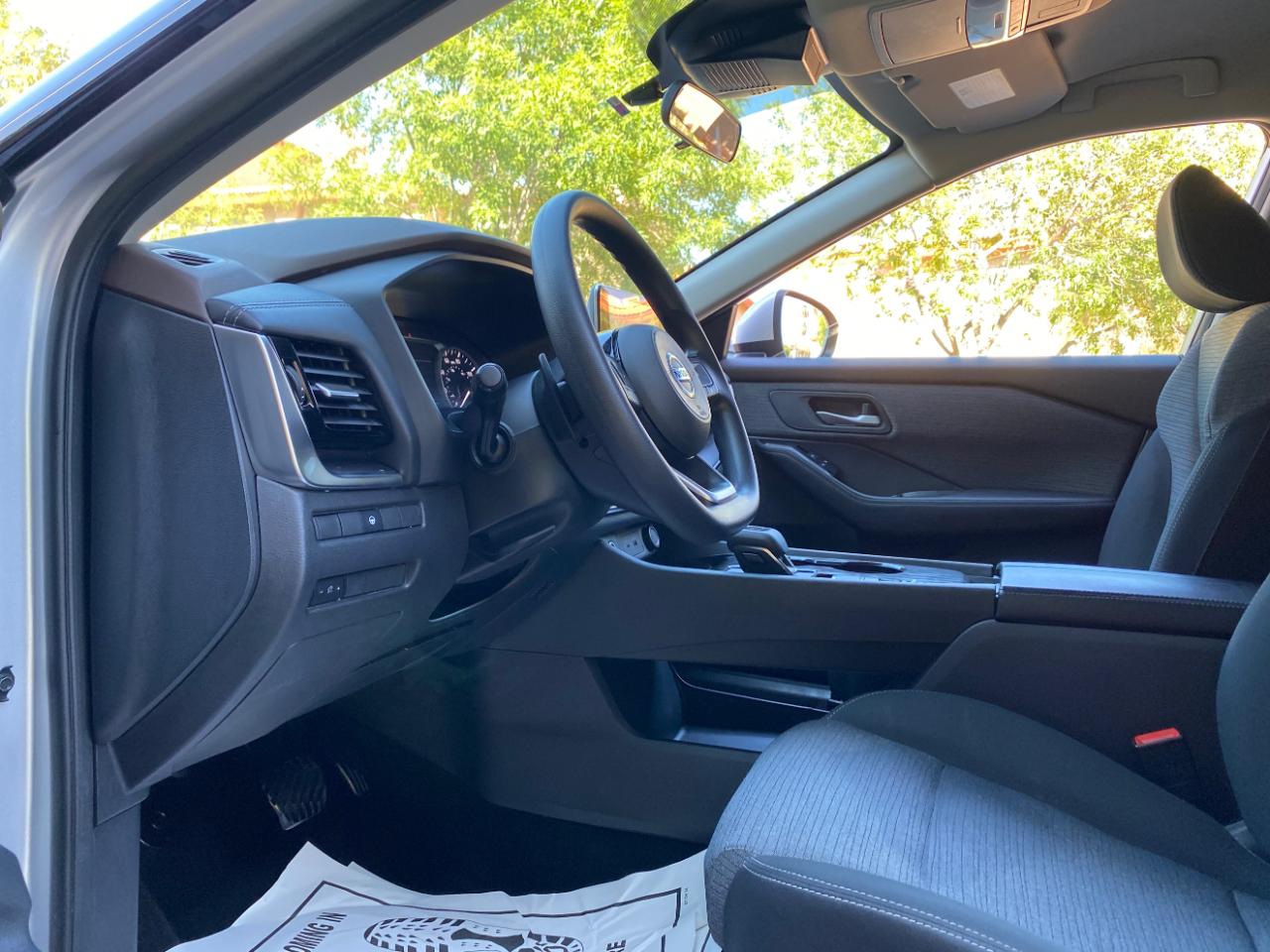Nissan Rogue FWD SV 2021