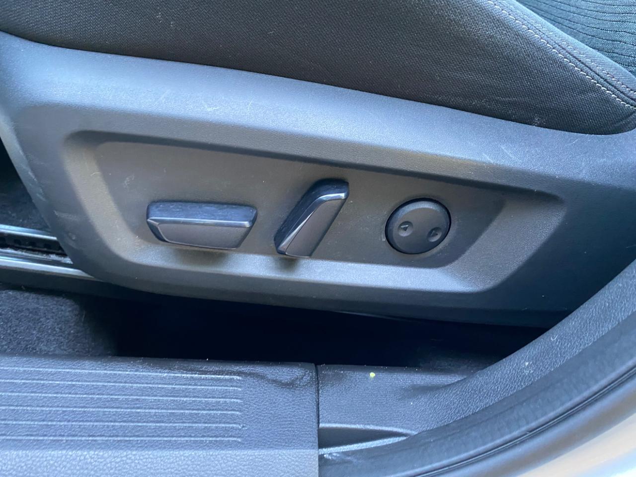 Nissan Rogue FWD SV 2021