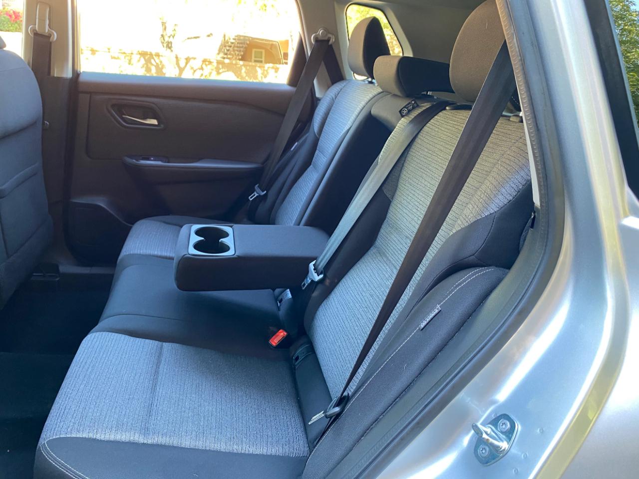 Nissan Rogue FWD SV 2021