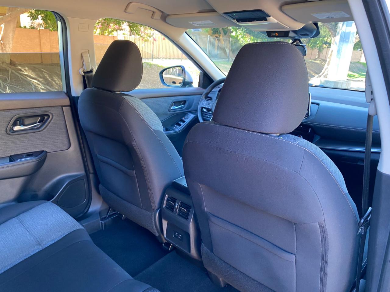 Nissan Rogue FWD SV 2021