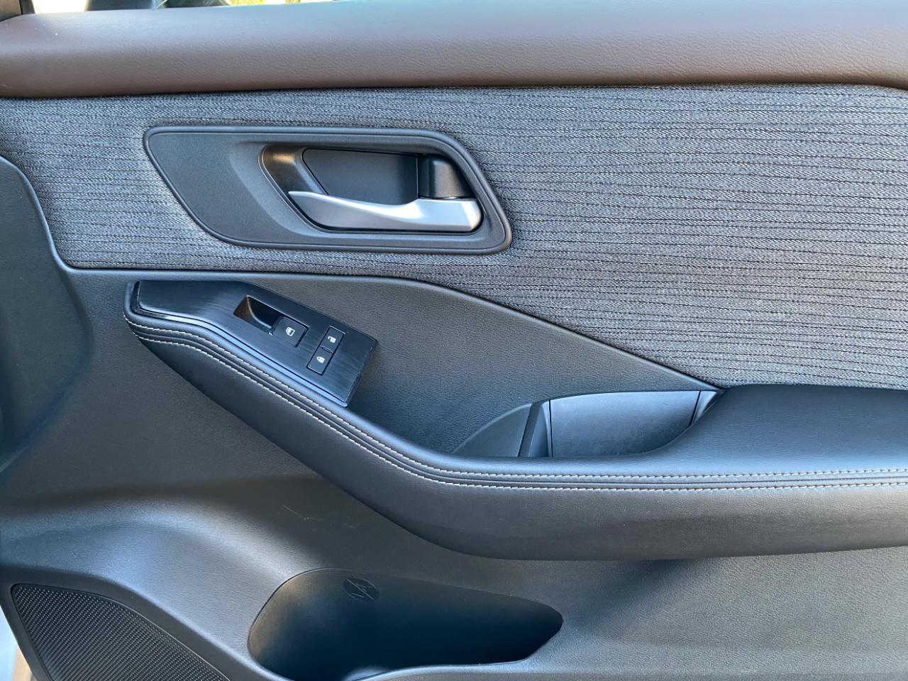 Nissan Rogue FWD SV 2021