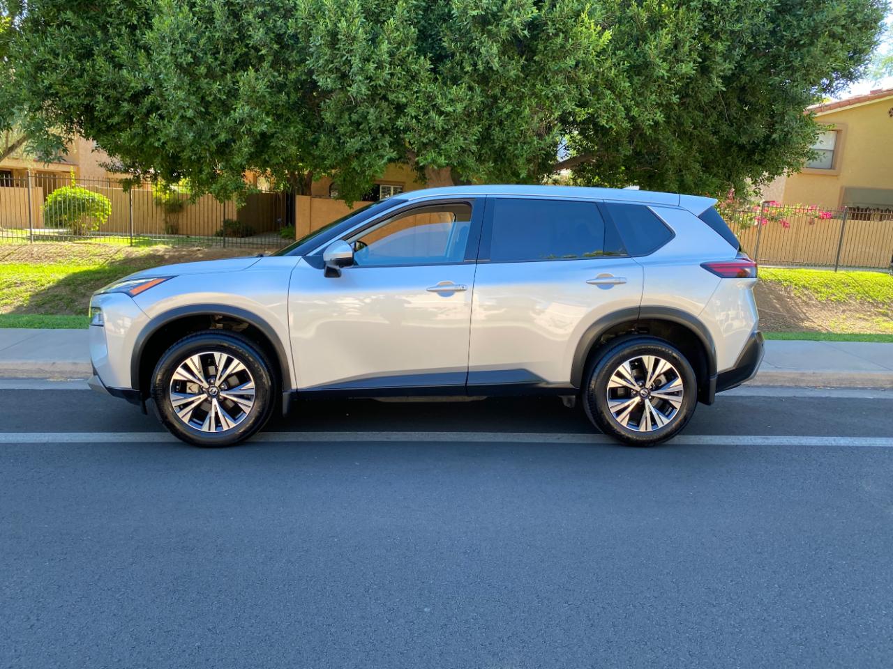 Nissan Rogue FWD SV 2021