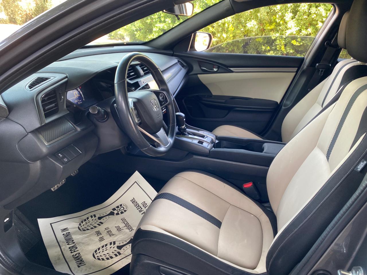 Honda Civic Hatchback Sport CVT 2017