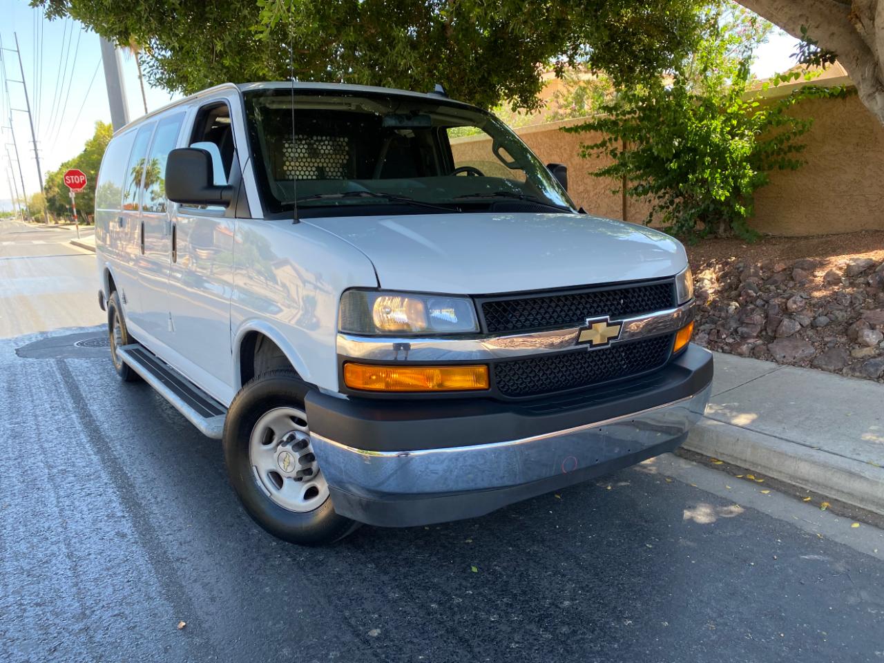 Chevrolet Express Cargo Van RWD 2500 135" 2024