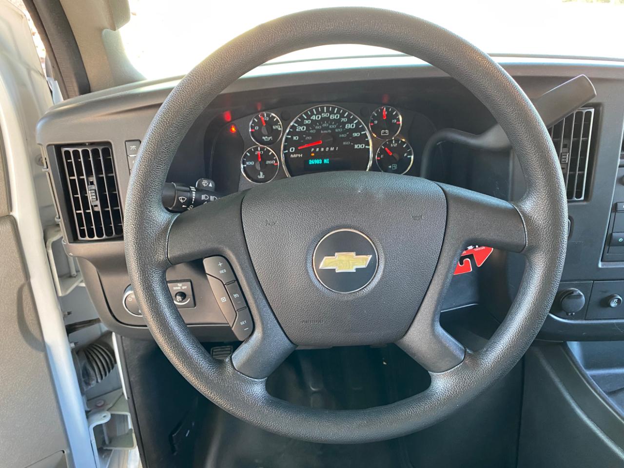 Chevrolet Express Cargo Van RWD 2500 135" 2024