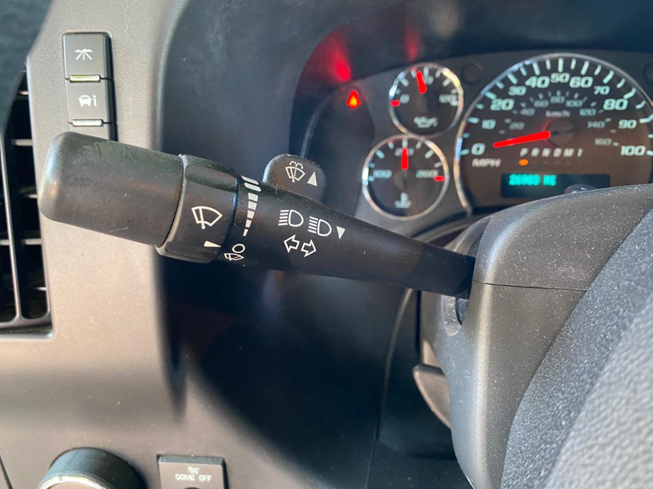 Chevrolet Express Cargo Van RWD 2500 135" 2024