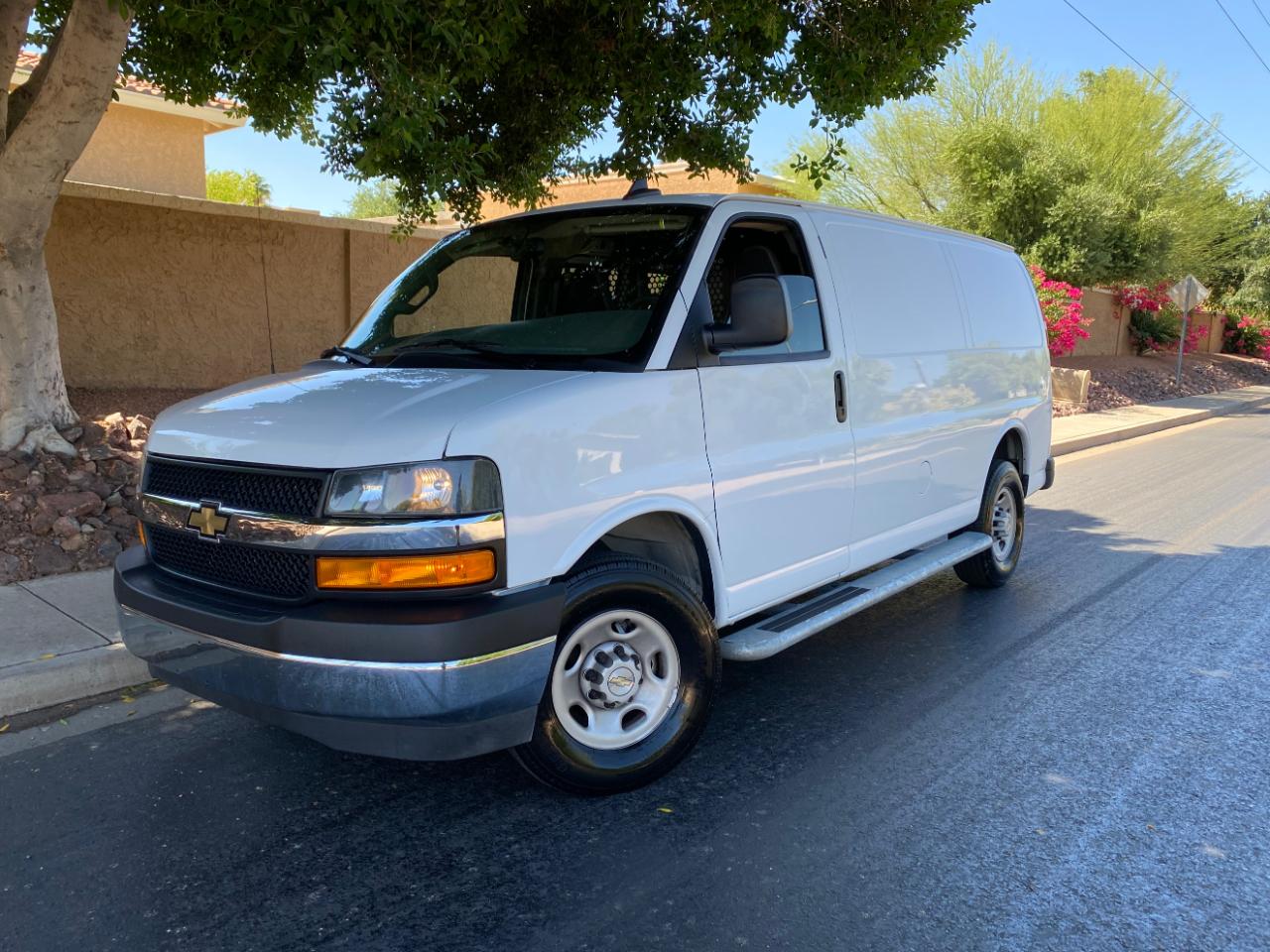 Chevrolet Express Cargo Van RWD 2500 135" 2024