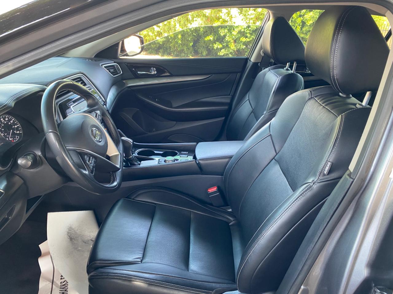 Nissan Maxima SV CVT 2022