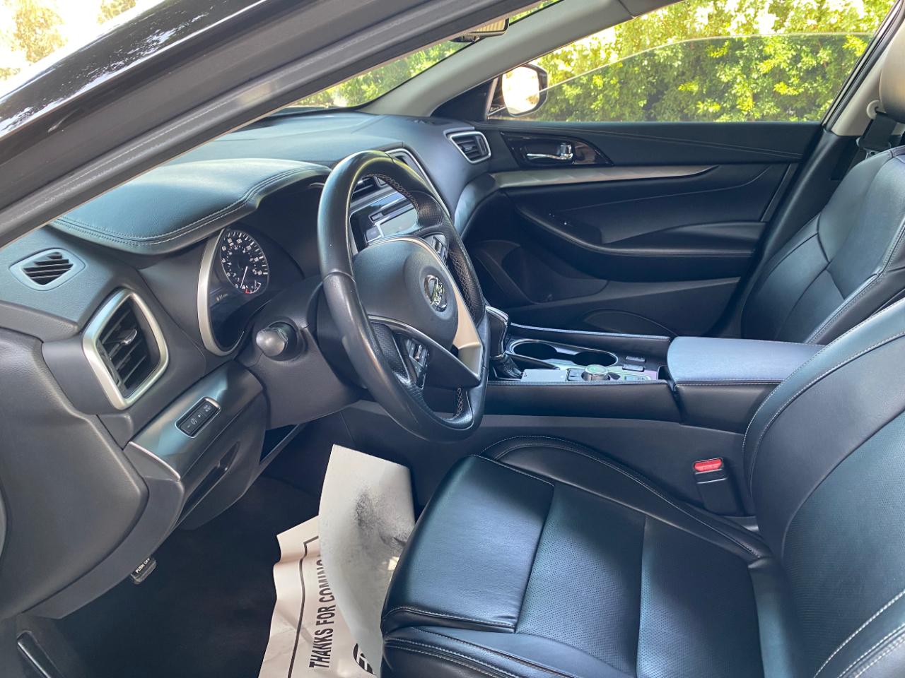 Nissan Maxima SV CVT 2022
