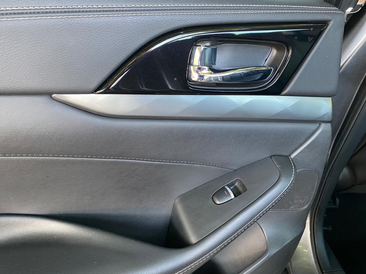 Nissan Maxima SV CVT 2022