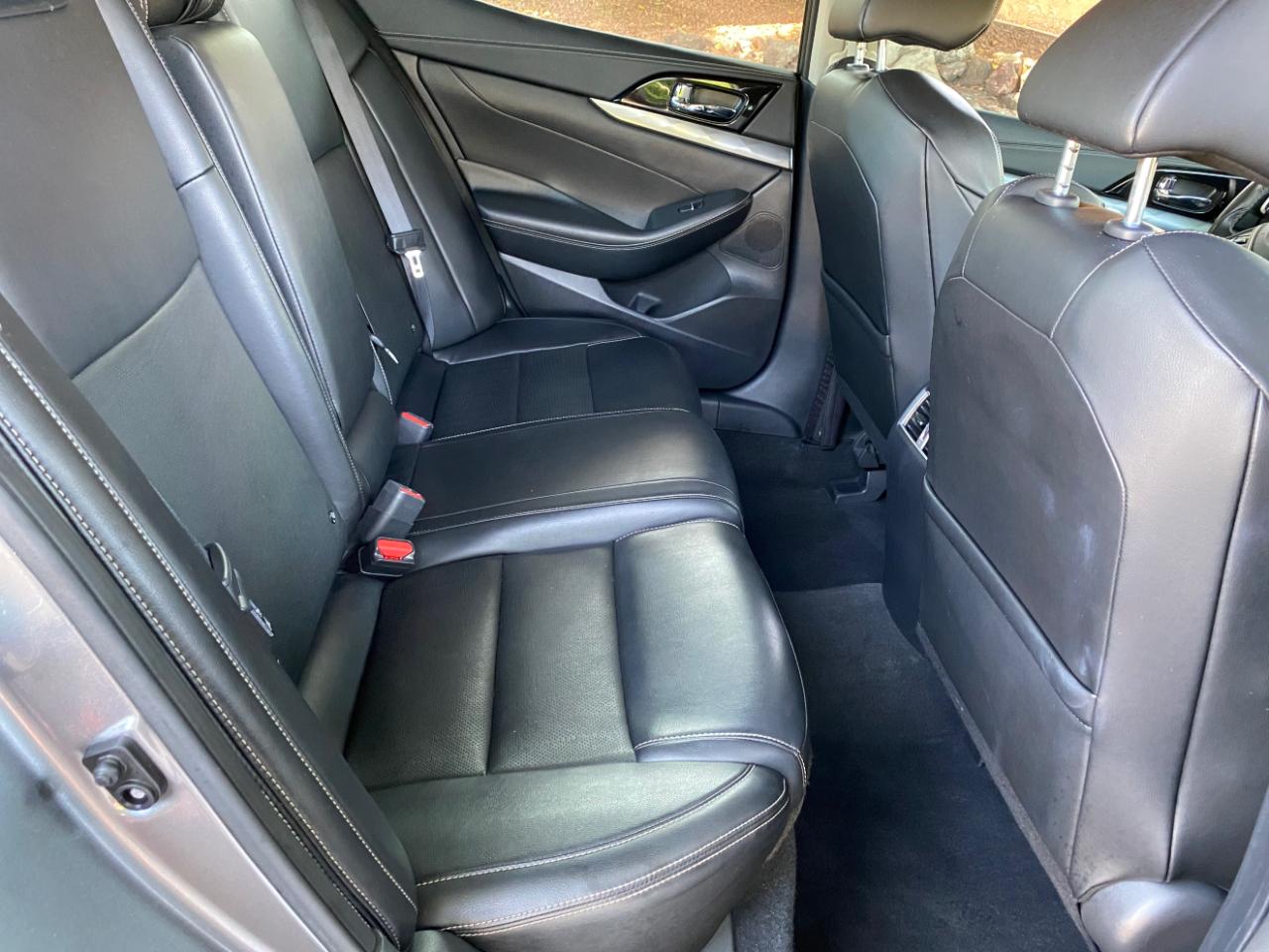 Nissan Maxima SV CVT 2022