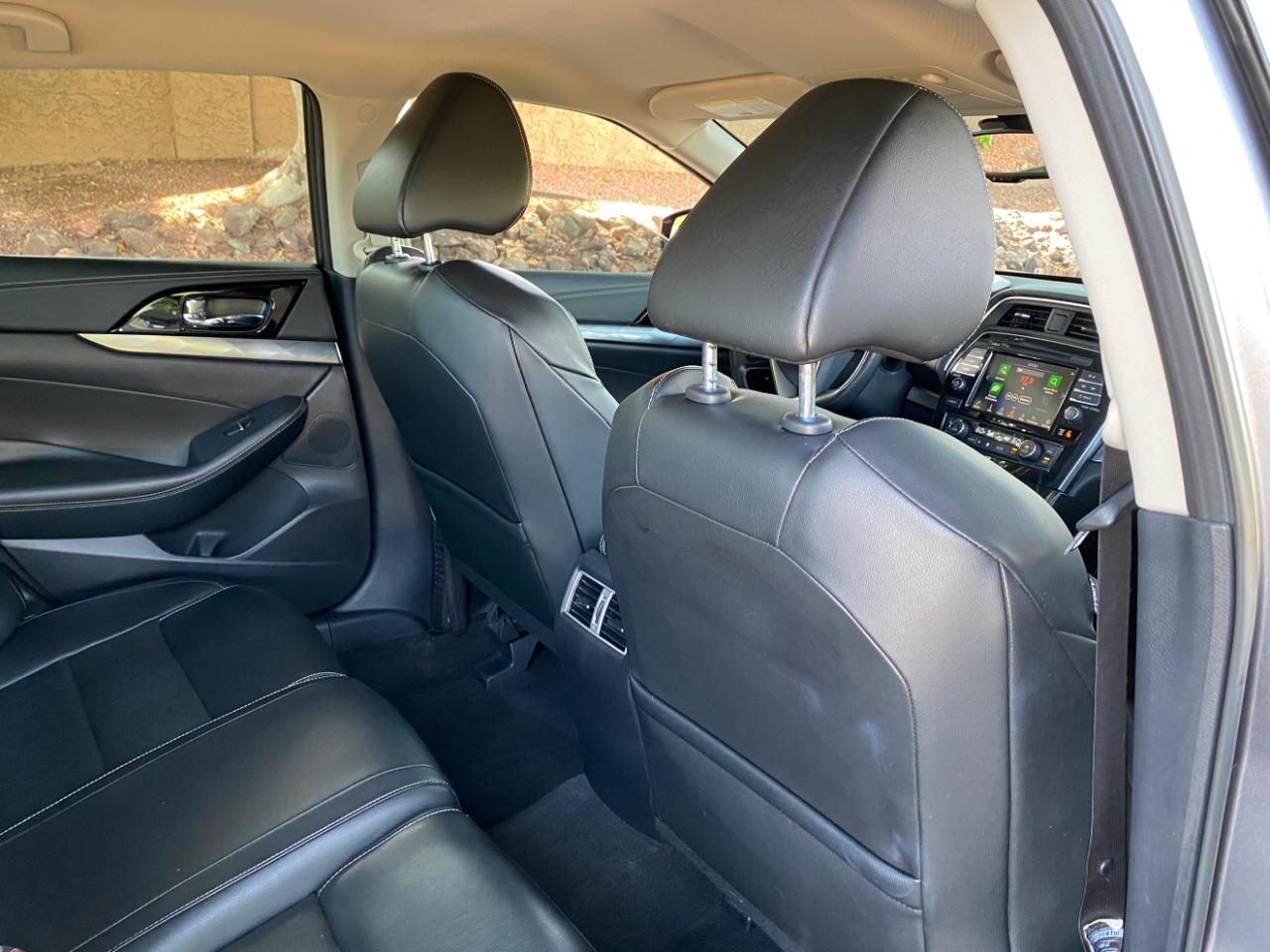 Nissan Maxima SV CVT 2022