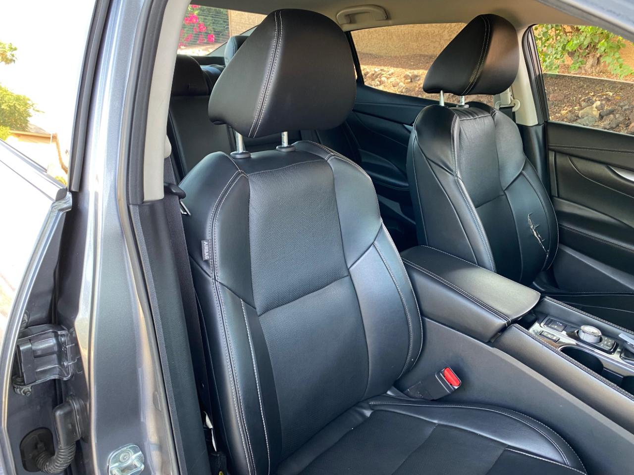 Nissan Maxima SV CVT 2022