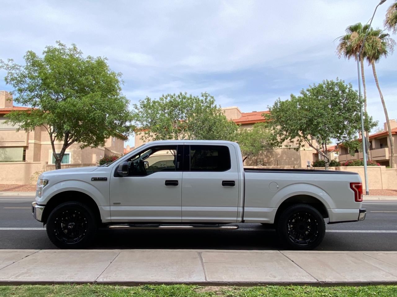 Ford F-150 2WD SuperCrew 157" XLT 2016