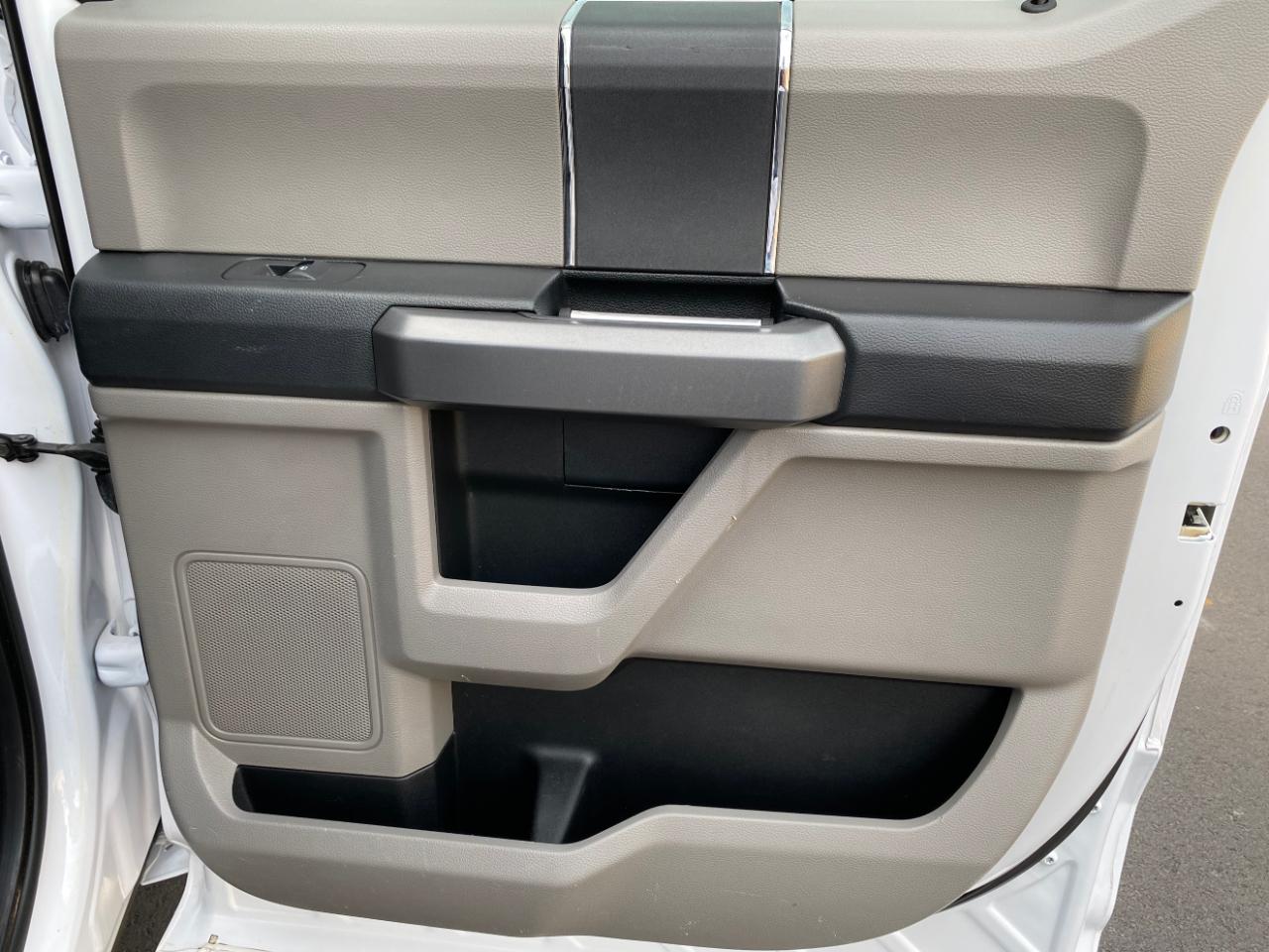 Ford F-150 2WD SuperCrew 157" XLT 2016