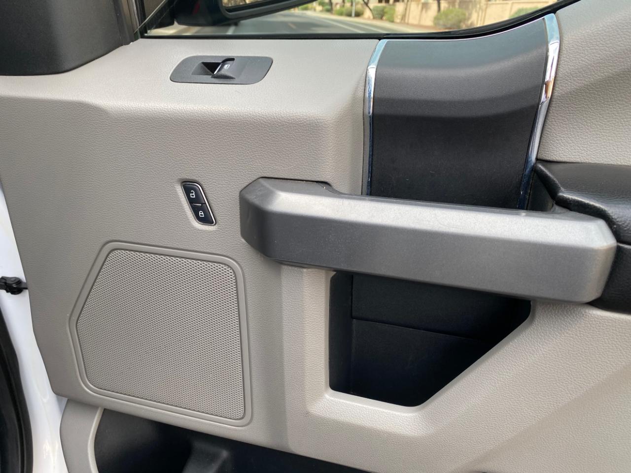 Ford F-150 2WD SuperCrew 157" XLT 2016