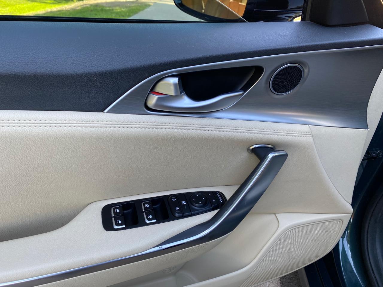 Kia Stinger GT1 RWD 2022