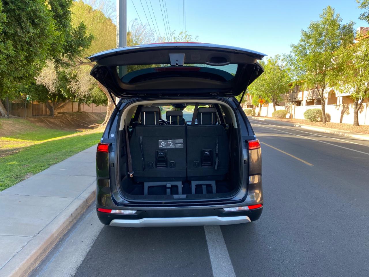 Kia Carnival LXS FWD 2022