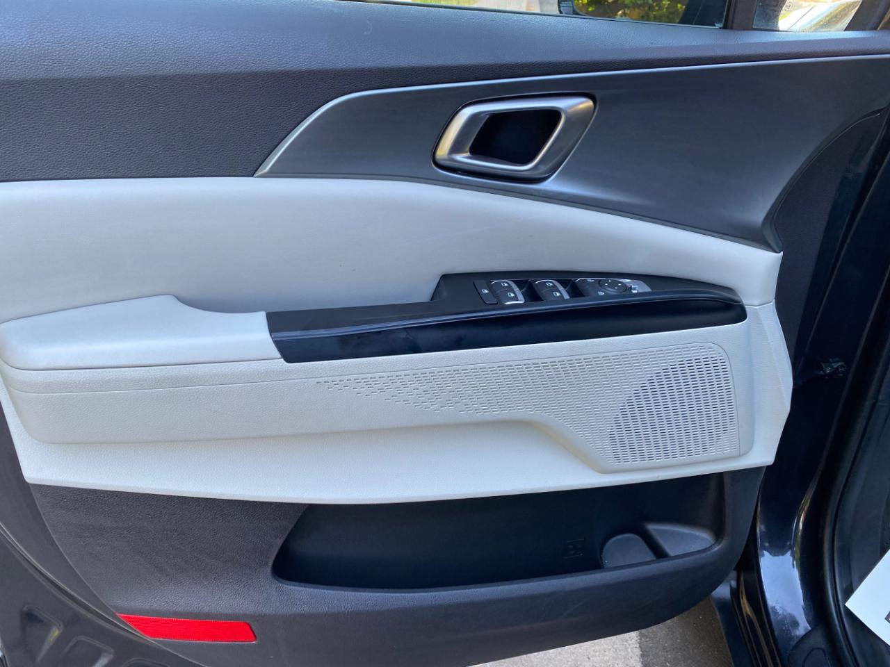 Kia Carnival LXS FWD 2022