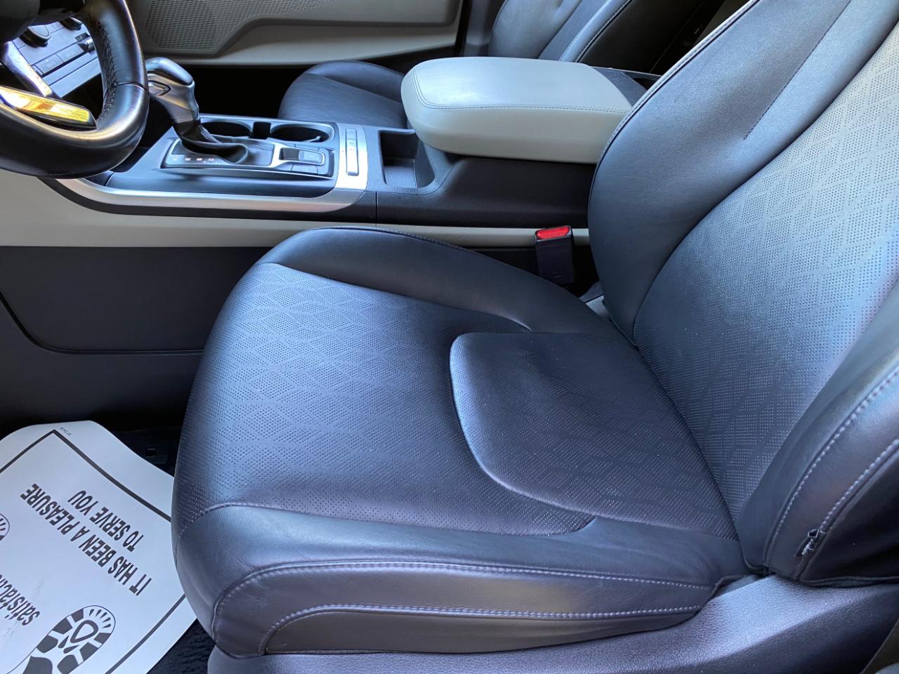 Kia Carnival LXS FWD 2022