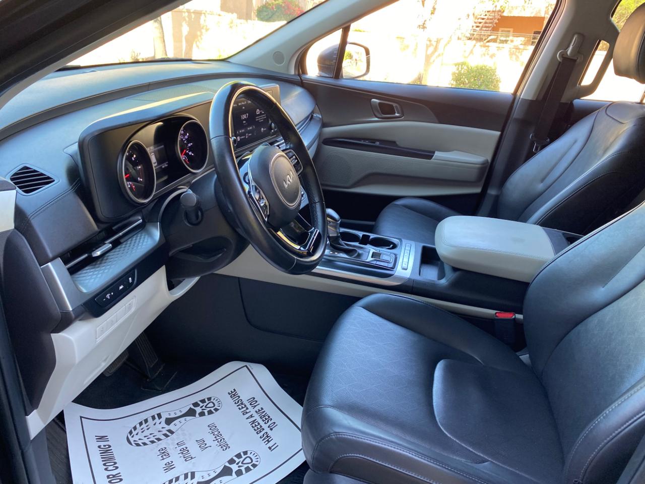 Kia Carnival LXS FWD 2022