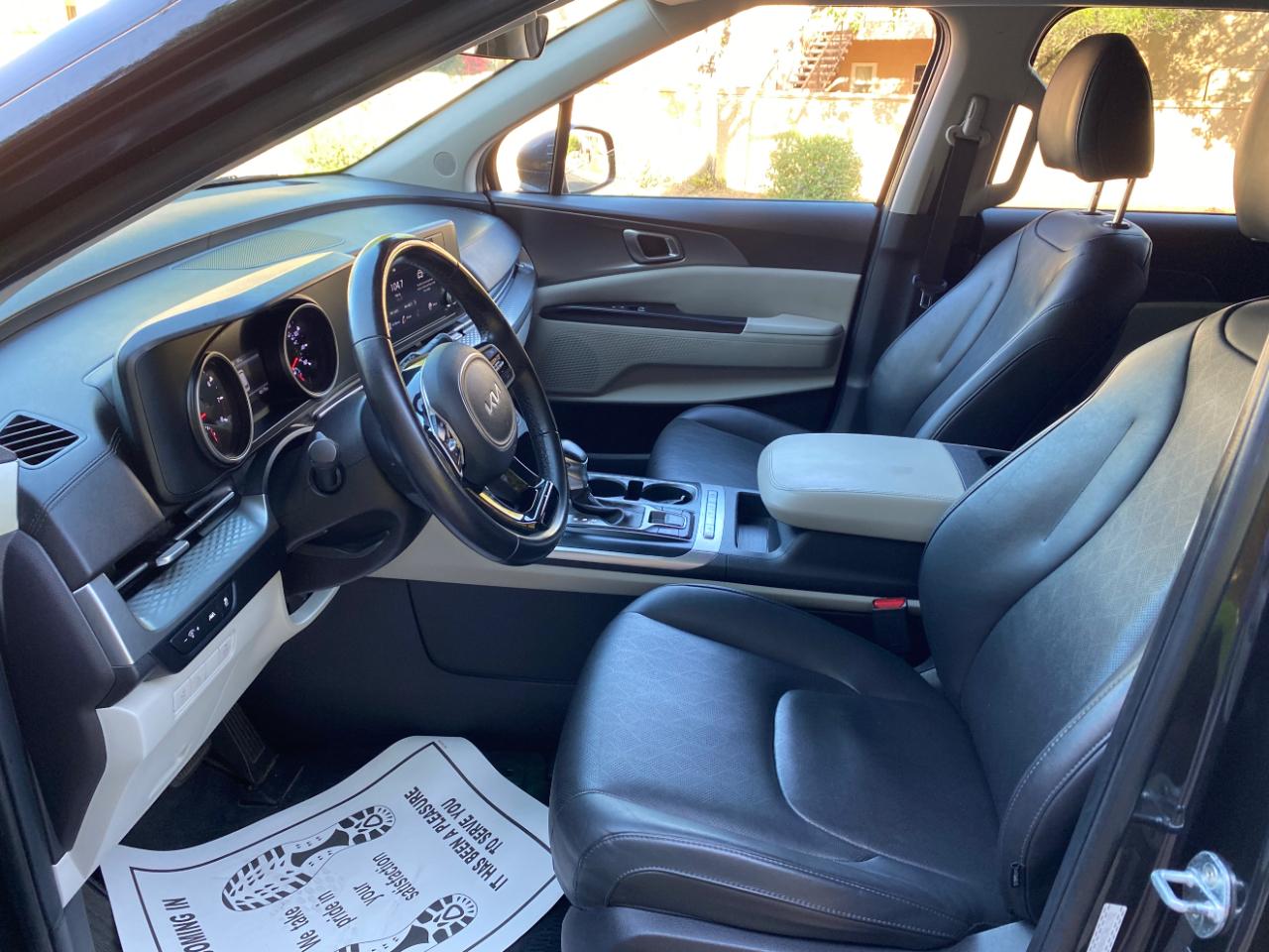 Kia Carnival LXS FWD 2022