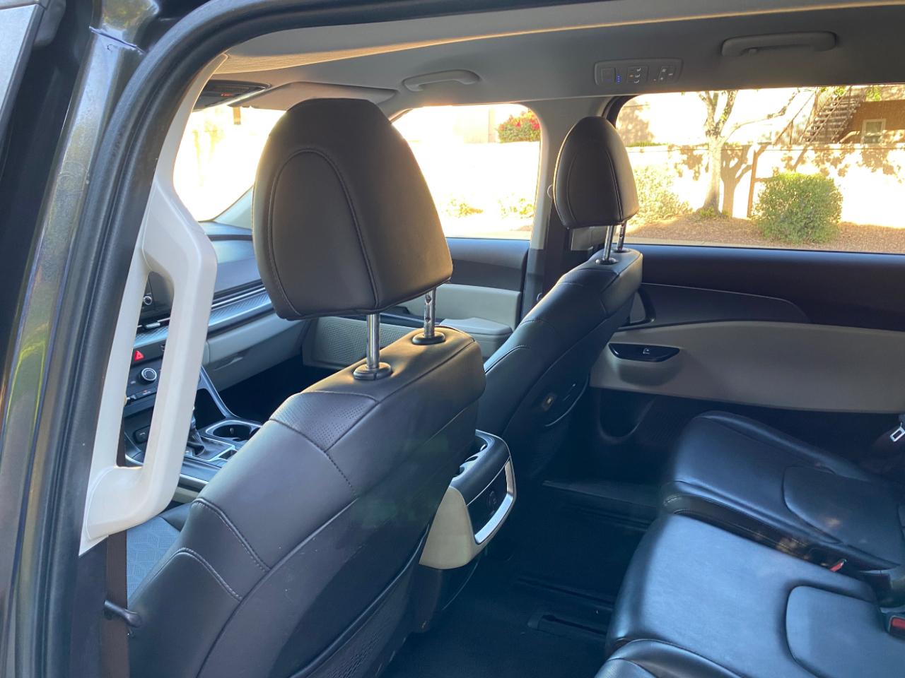 Kia Carnival LXS FWD 2022