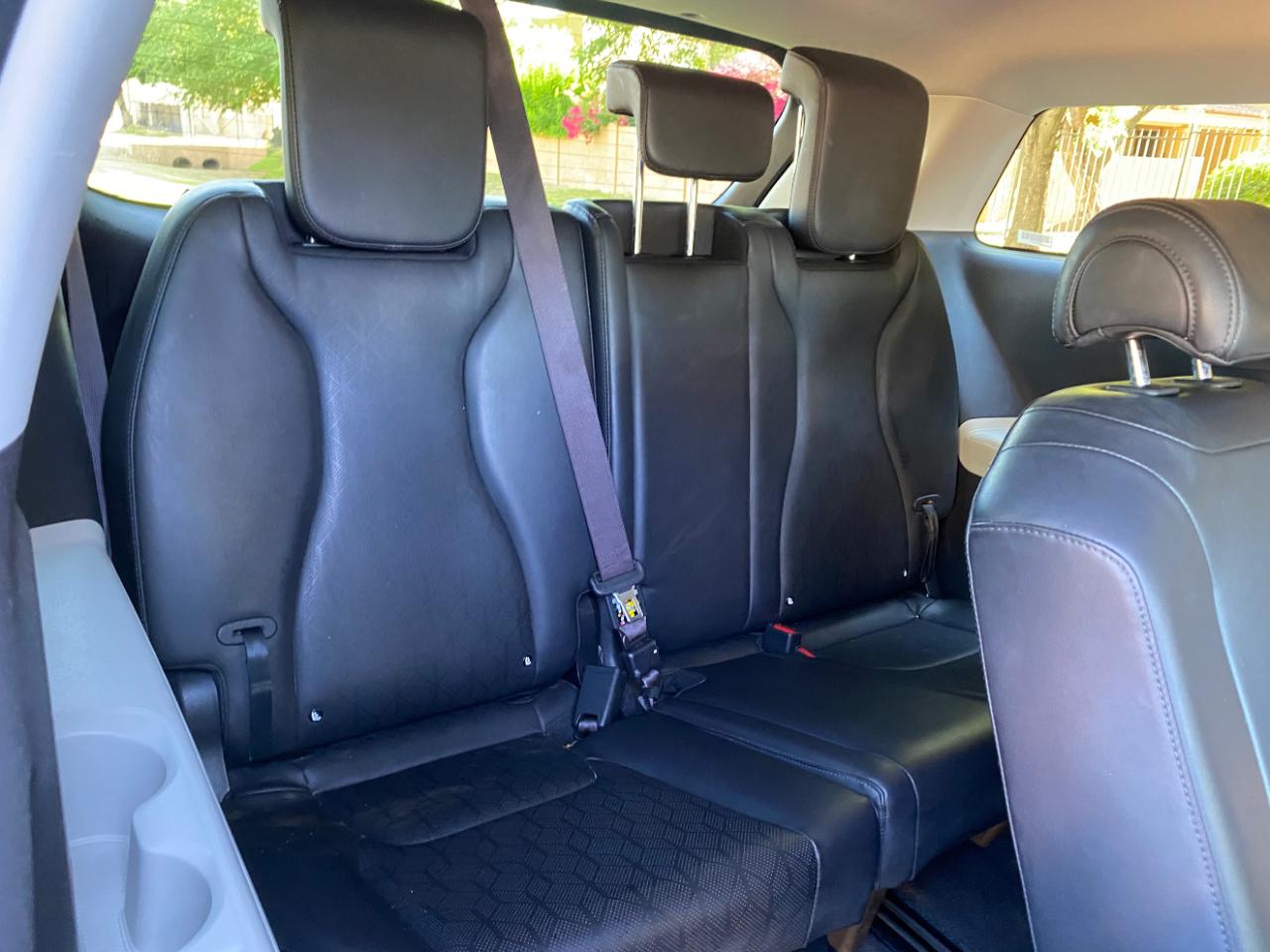 Kia Carnival LXS FWD 2022