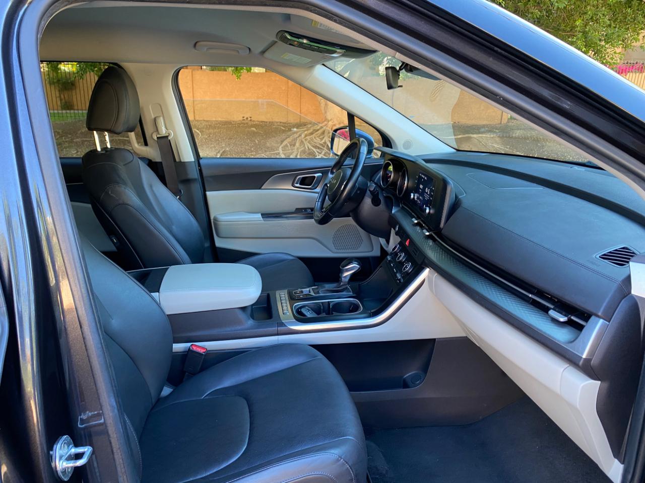 Kia Carnival LXS FWD 2022