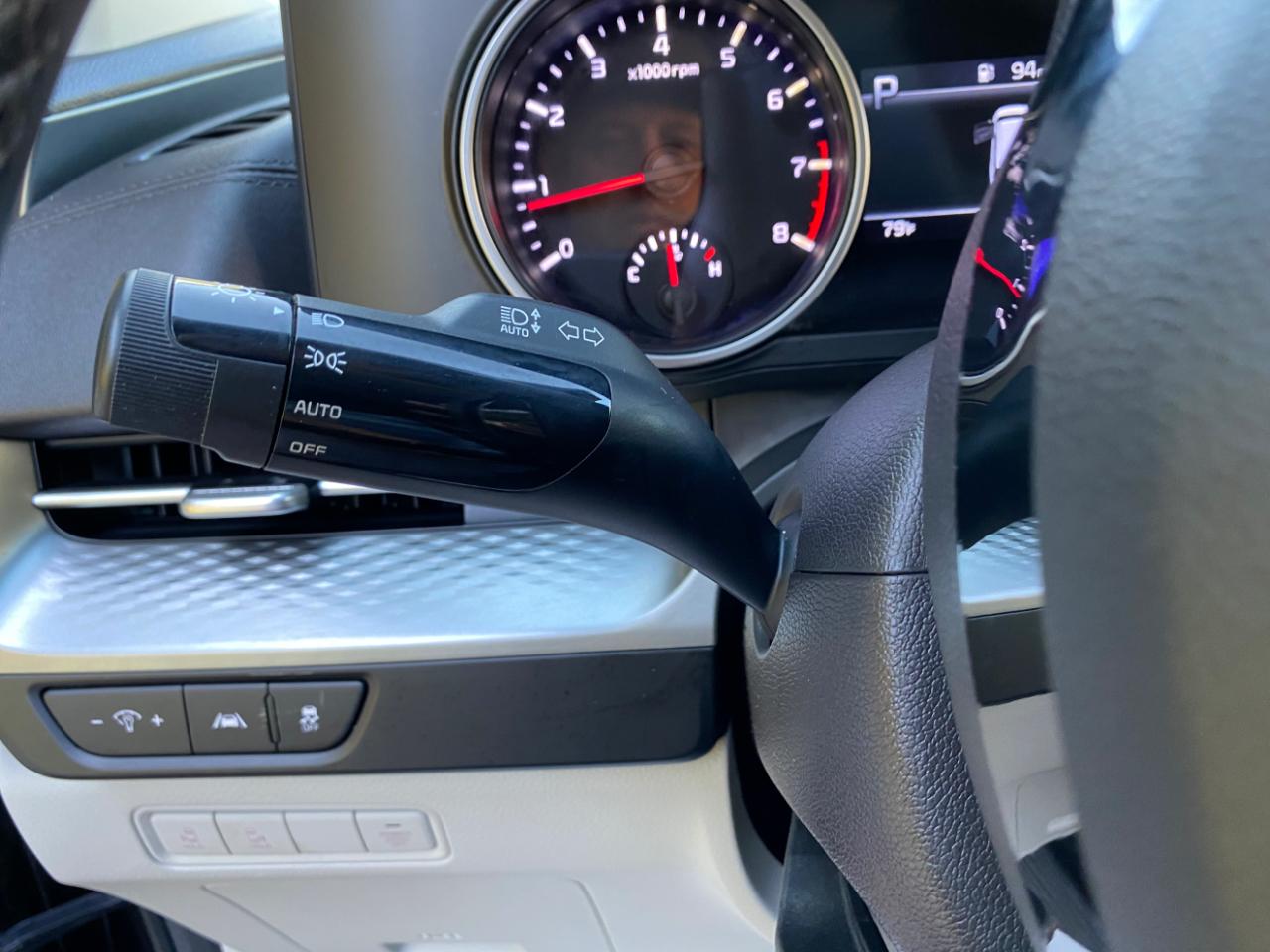 Kia Carnival LXS FWD 2022