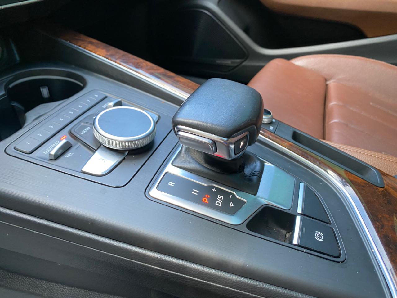 Audi A4 2.0 TFSI Tech Premium Plus S Tronic quattro AWD 2018
