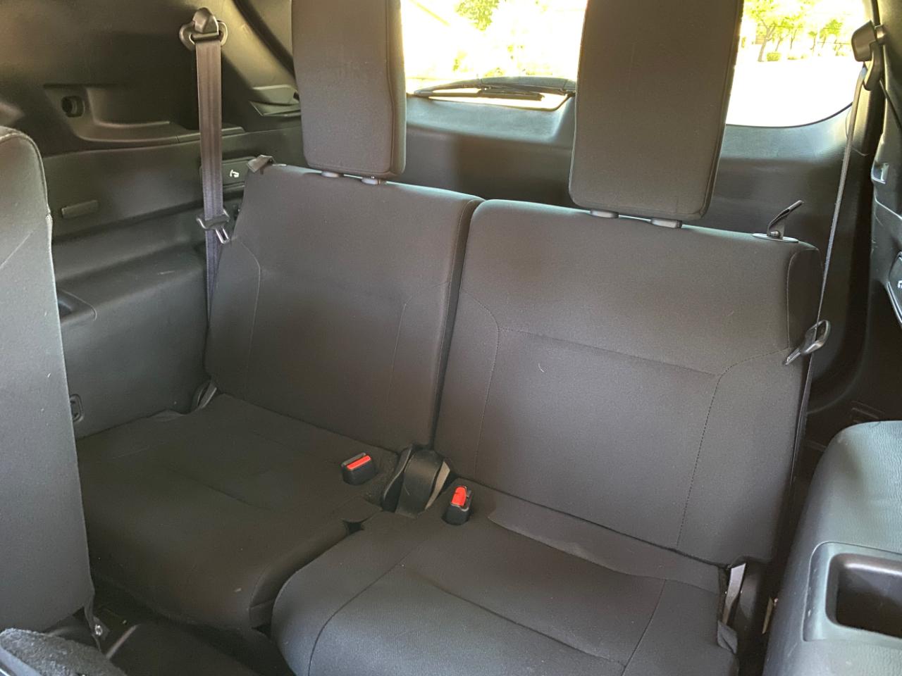 Mitsubishi Outlander ES FWD 2024