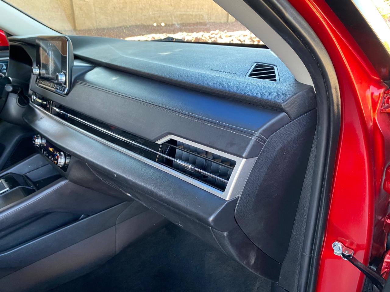 Mitsubishi Outlander ES FWD 2024