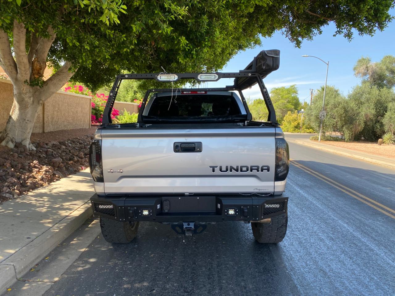 Toyota Tundra 4WD Truck Double Cab 4.6L V8 6-Spd AT SR5 (Natl) 2014