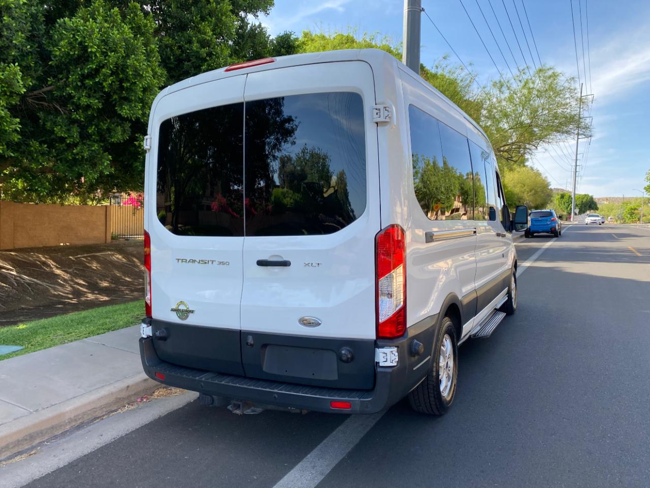 Ford Transit Wagon T-350 148" Med Roof XLT Sliding RH Dr 2015