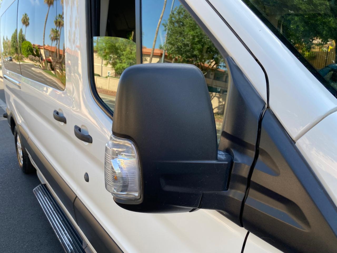 Ford Transit Wagon T-350 148" Med Roof XLT Sliding RH Dr 2015