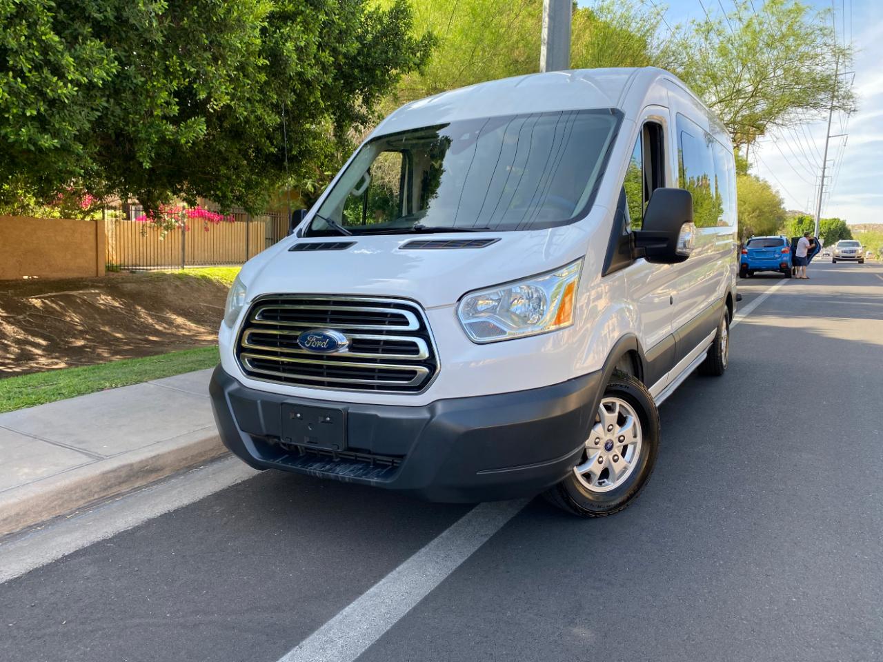 Ford Transit Wagon T-350 148" Med Roof XLT Sliding RH Dr 2015