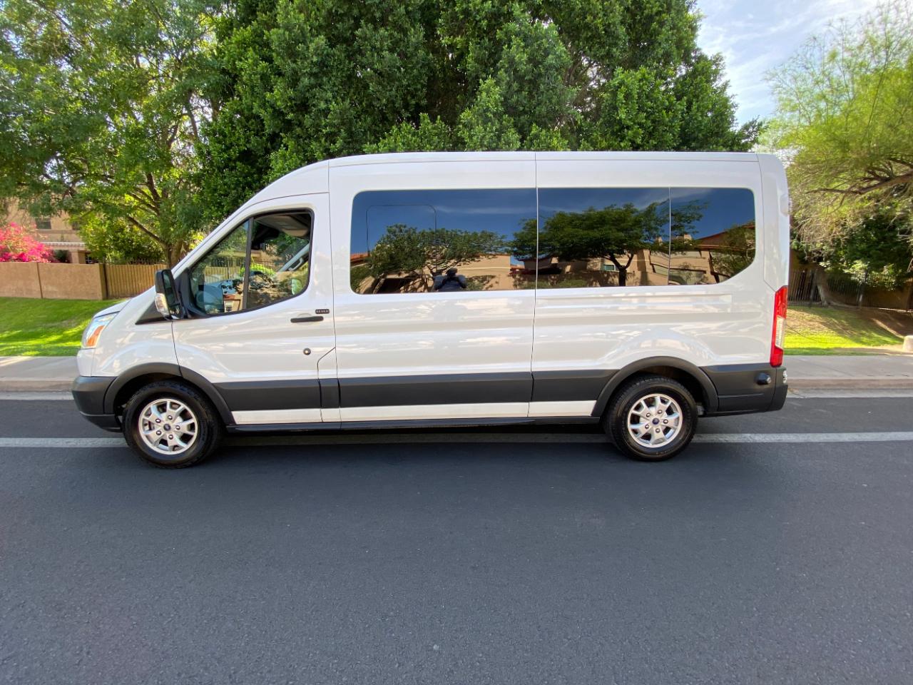 Ford Transit Wagon T-350 148" Med Roof XLT Sliding RH Dr 2015