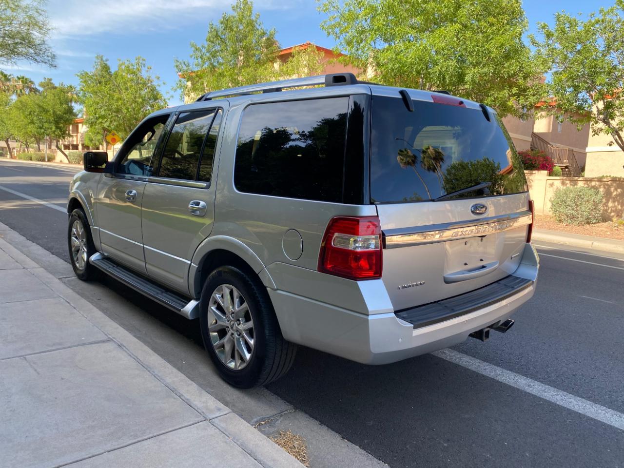 Ford Expedition 4WD 4dr Limited 2016