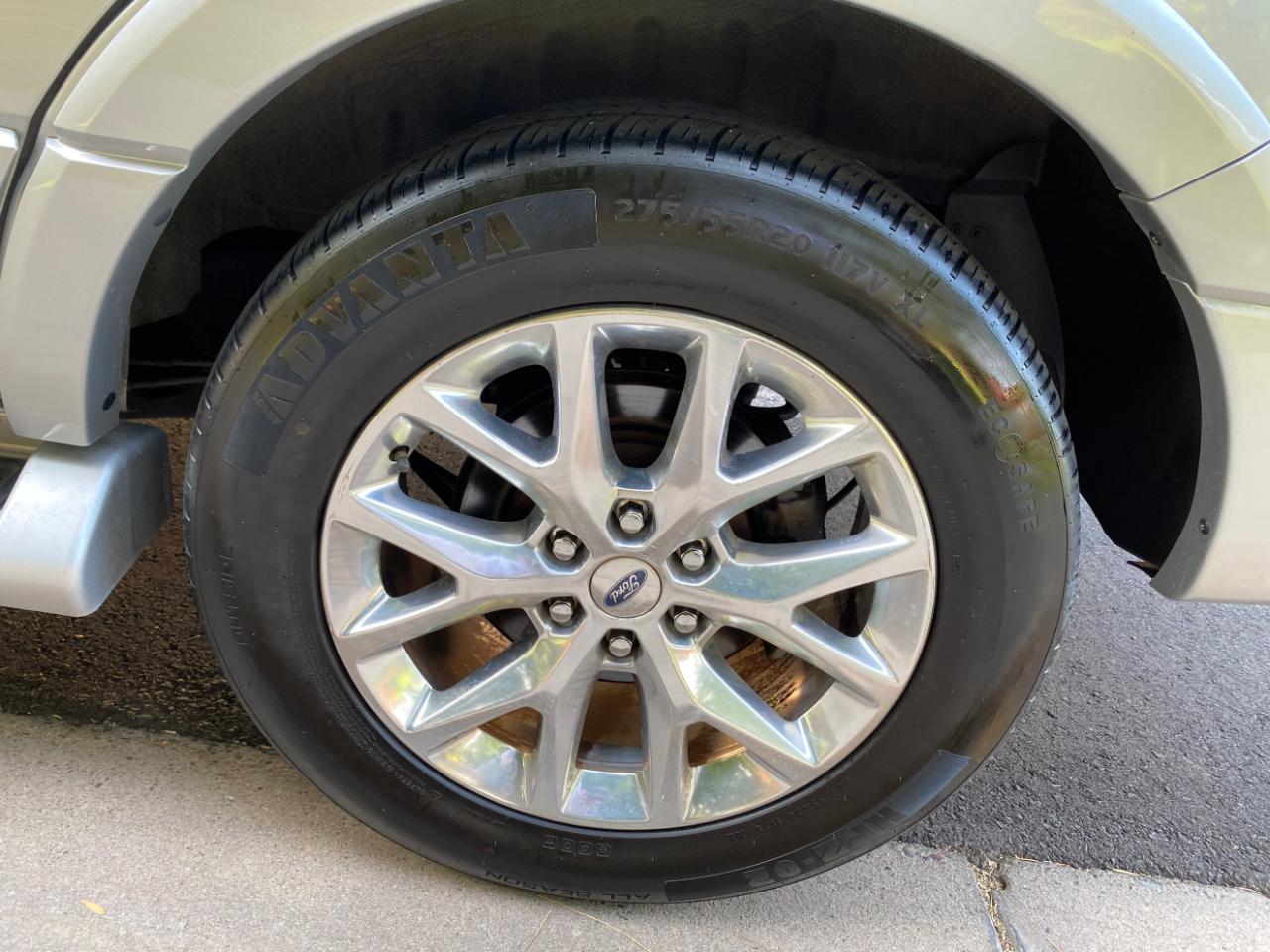 Ford Expedition 4WD 4dr Limited 2016