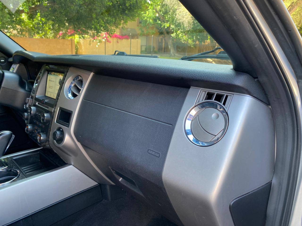 Ford Expedition 4WD 4dr Limited 2016