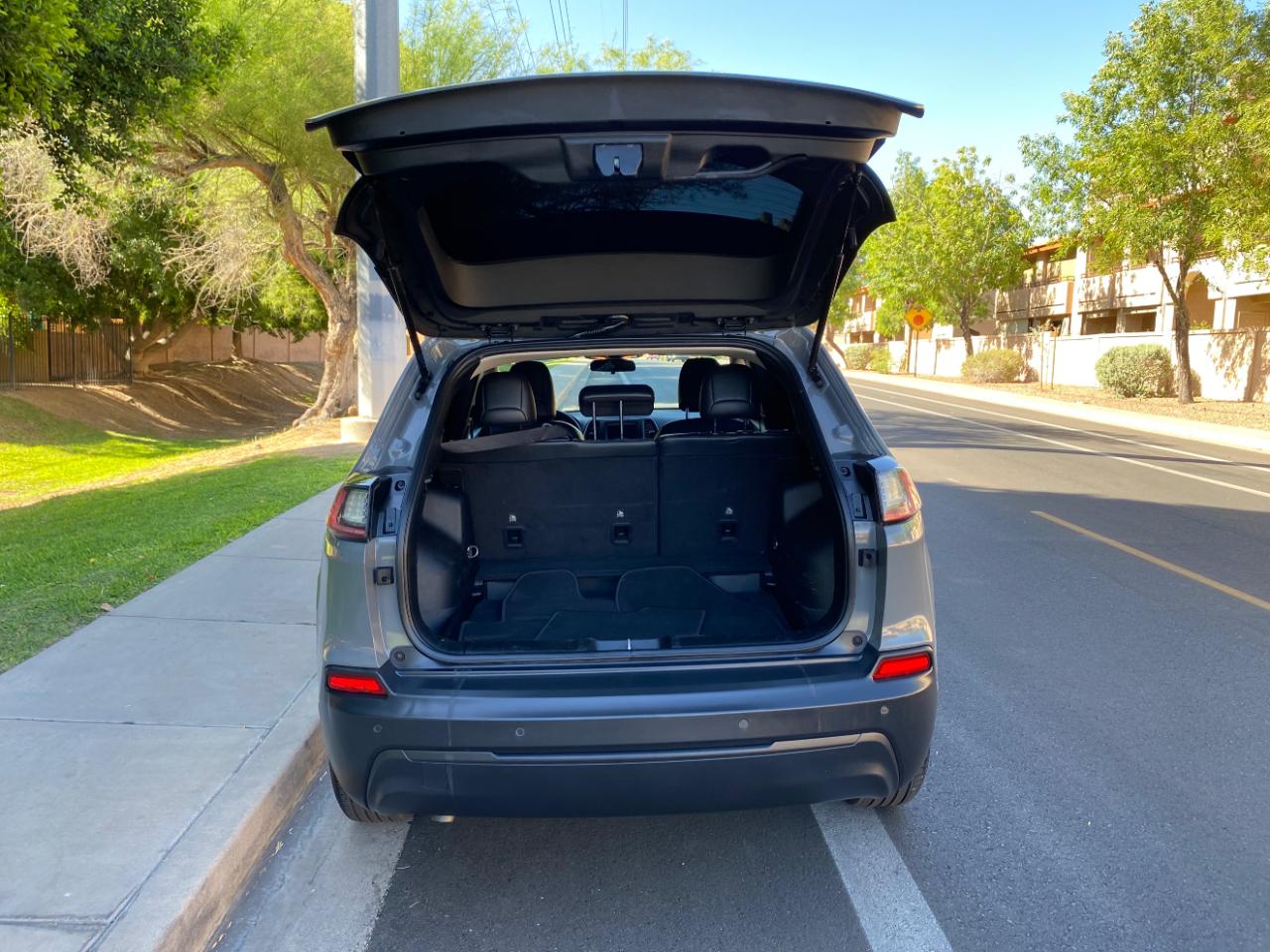 Jeep Cherokee Latitude Plus FWD 2020