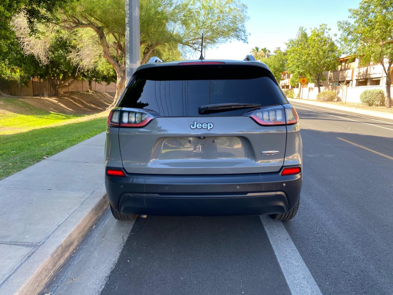 Jeep Cherokee Latitude Plus FWD 2020