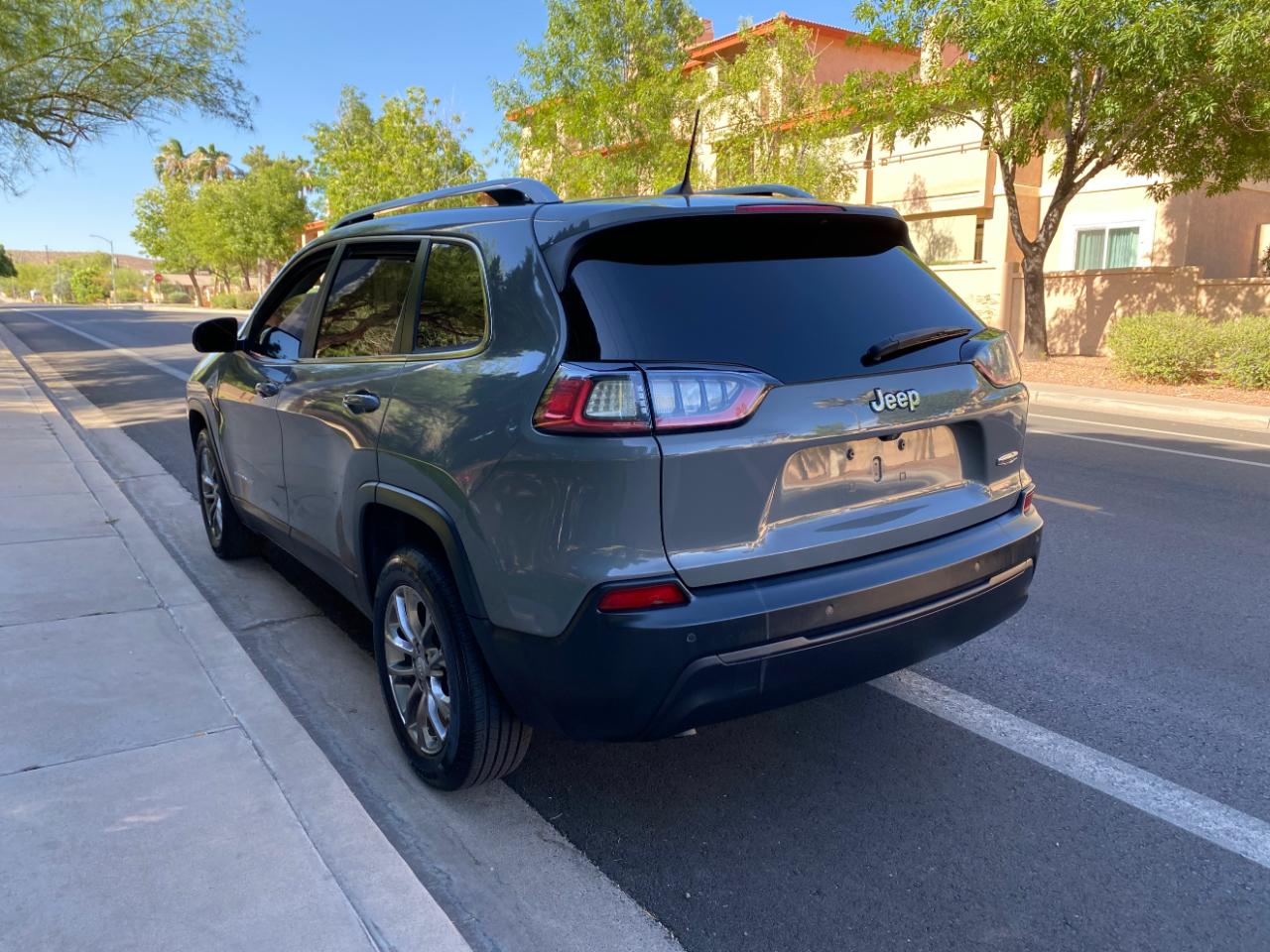 Jeep Cherokee Latitude Plus FWD 2020