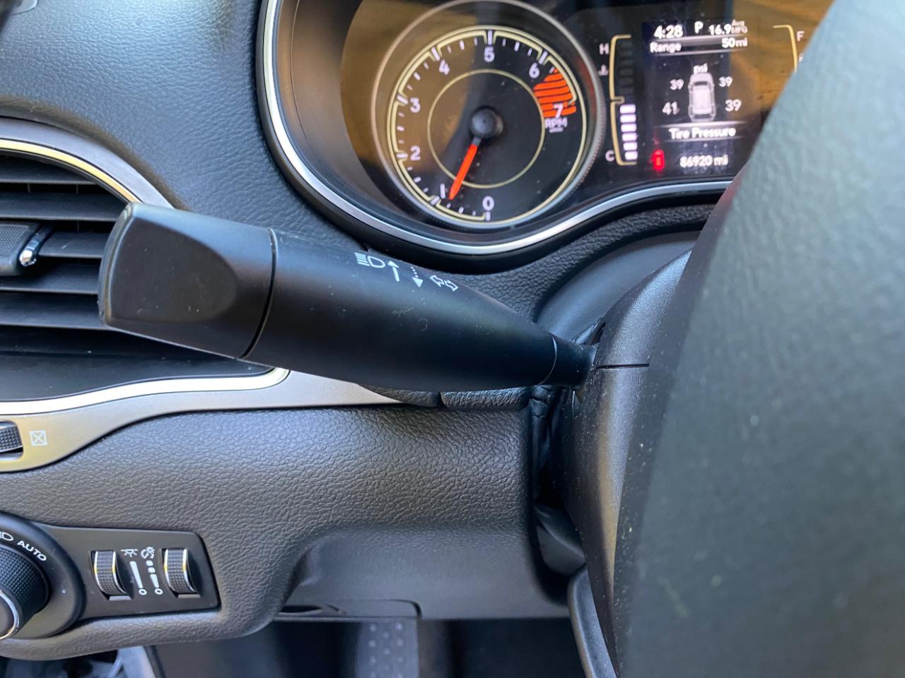 Jeep Cherokee Latitude Plus FWD 2020